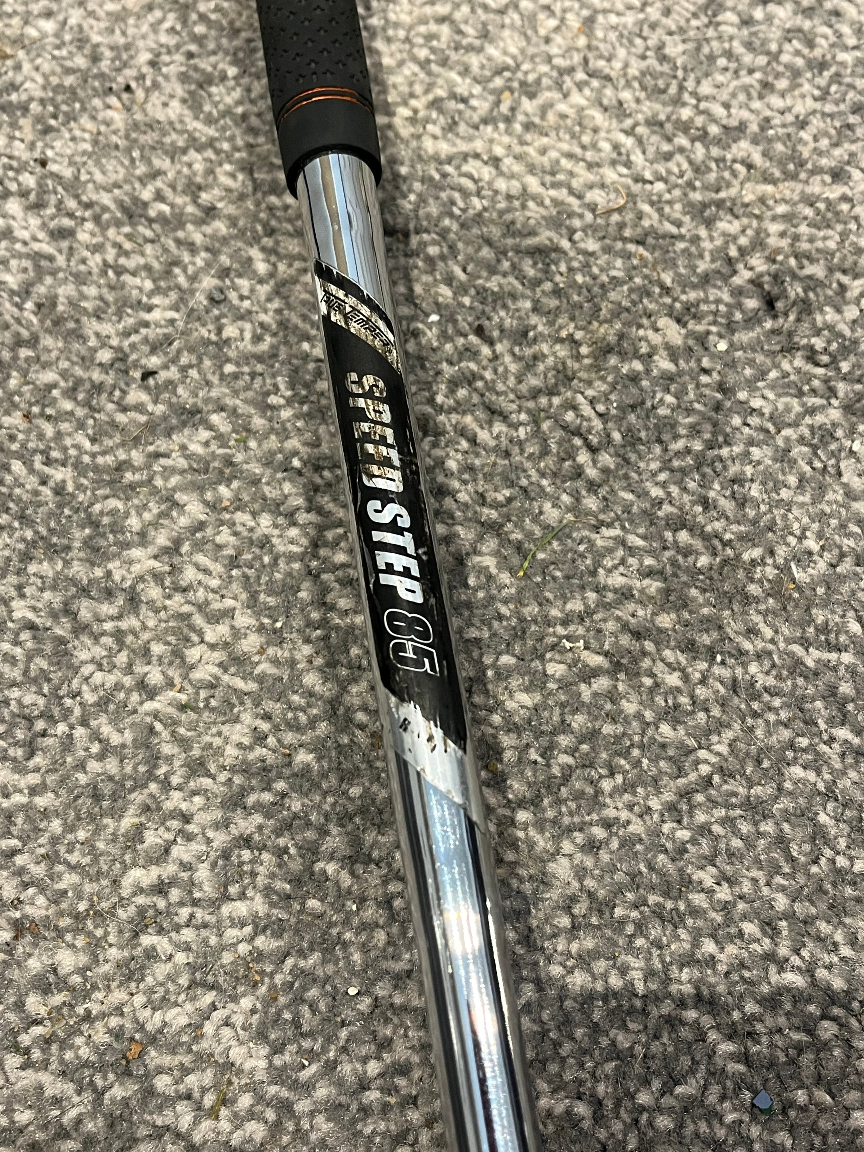 Callaway X2 Hot Irons, 5-PW, Stiff Shafts